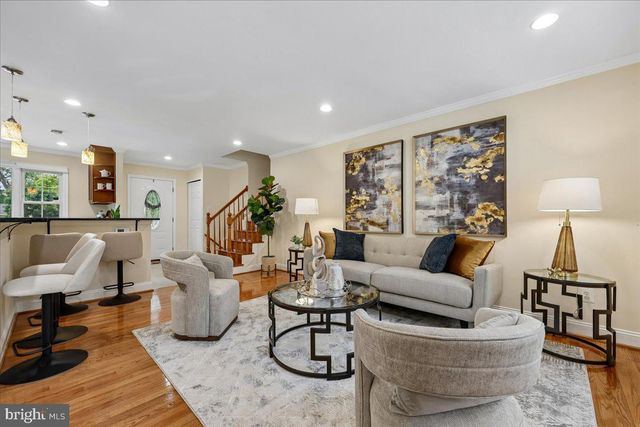 11 LODGE PL, Rockville, MD 20850