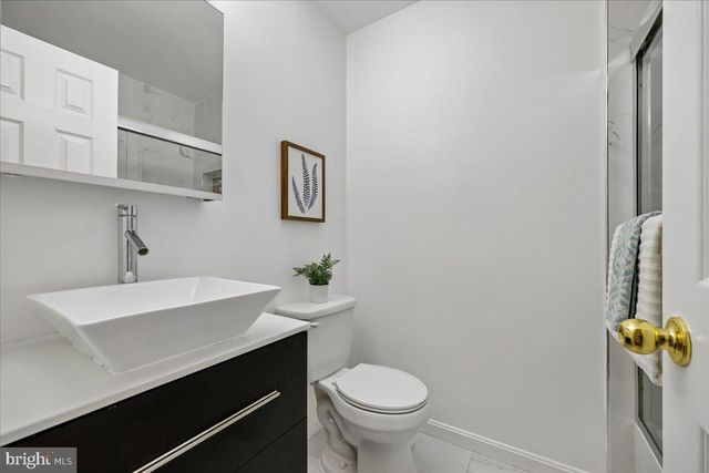 11 LODGE PL, Rockville, MD 20850