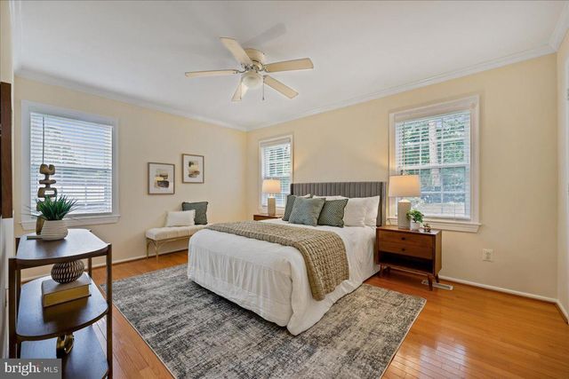 11 LODGE PL, Rockville, MD 20850