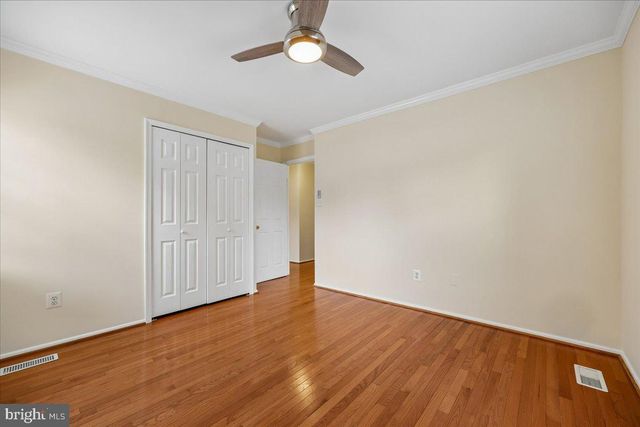 11 LODGE PL, Rockville, MD 20850