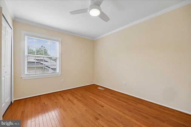 11 LODGE PL, Rockville, MD 20850