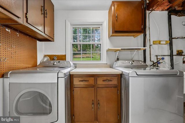 11 LODGE PL, Rockville, MD 20850