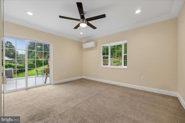 11 LODGE PL, Rockville, MD 20850