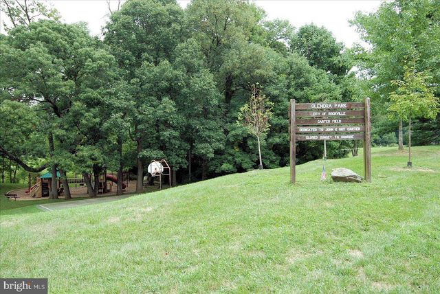 11 LODGE PL, Rockville, MD 20850