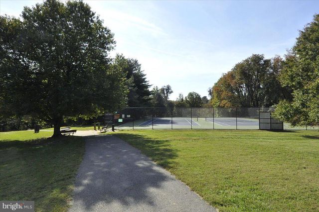 11 LODGE PL, Rockville, MD 20850