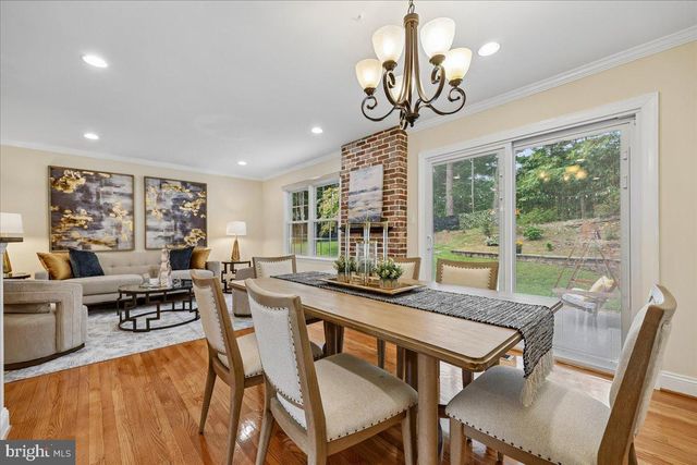 11 LODGE PL, Rockville, MD 20850