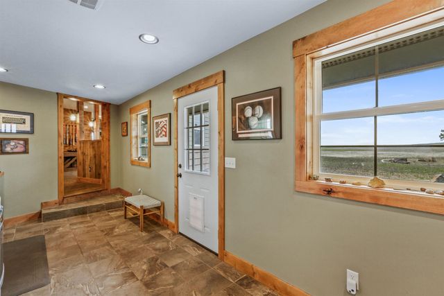 7617 E Elder Rd, Valleyford, WA 99036