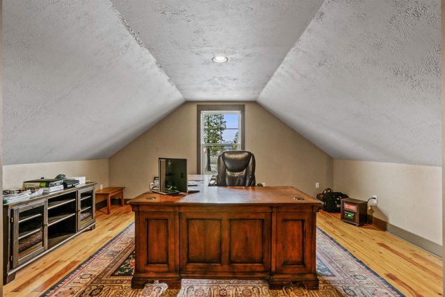 7617 E Elder Rd, Valleyford, WA 99036