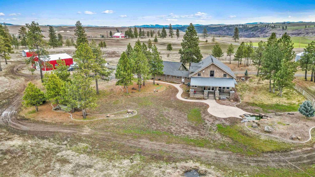 7617 E Elder Rd, Valleyford, WA 99036 photo 2