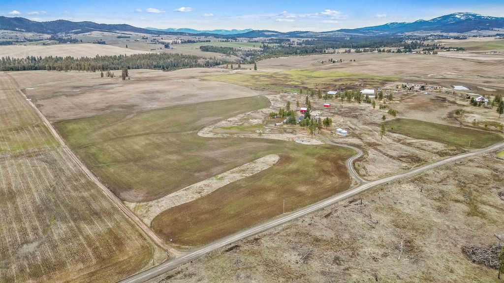 7617 E Elder Rd, Valleyford, WA 99036 photo 4