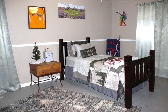 708 Prairie Wind Boulevard, Stephenville, TX 76401