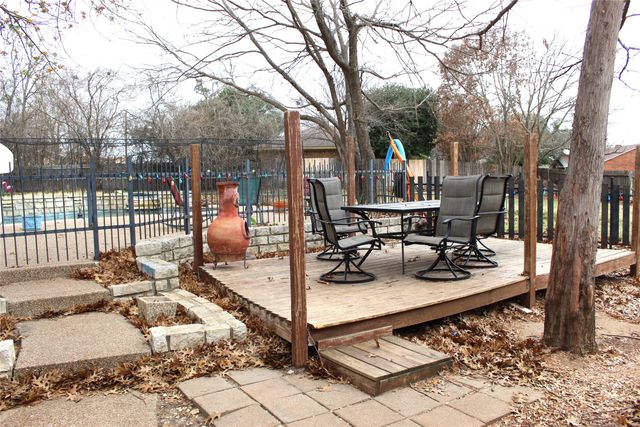 708 Prairie Wind Boulevard, Stephenville, TX 76401