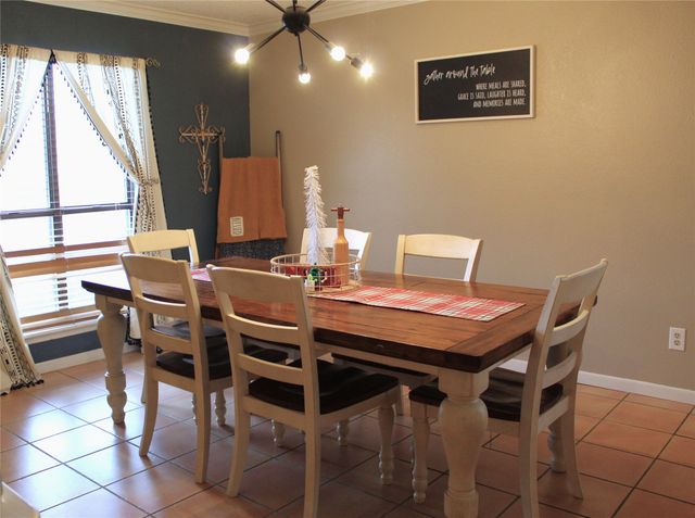 708 Prairie Wind Boulevard, Stephenville, TX 76401