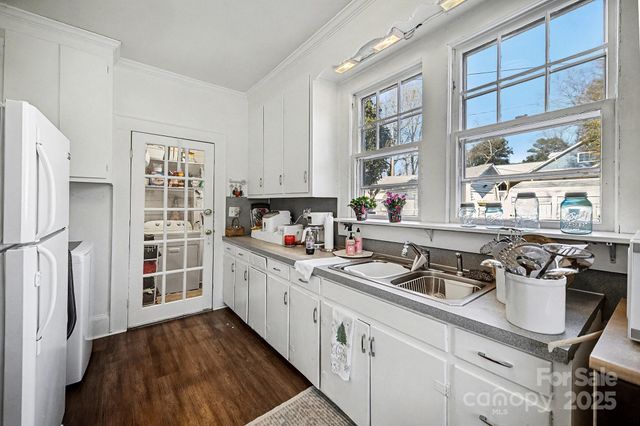 352 Kerr Street NW, Concord, NC 28025