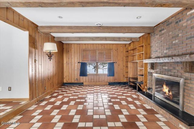 84 Climer Circle, Sand Lake, NY 12196