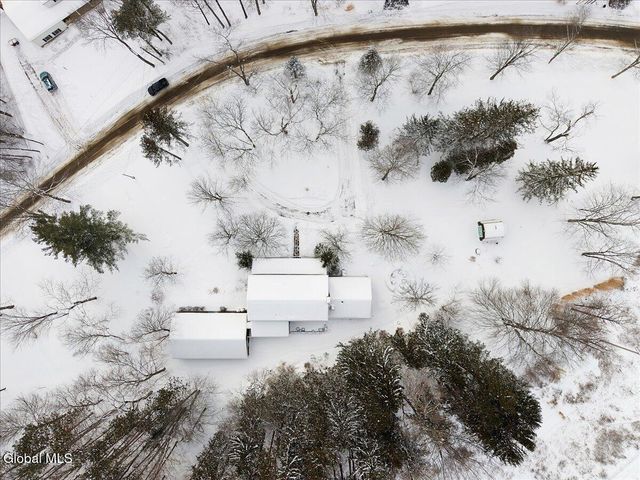 84 Climer Circle, Sand Lake, NY 12196