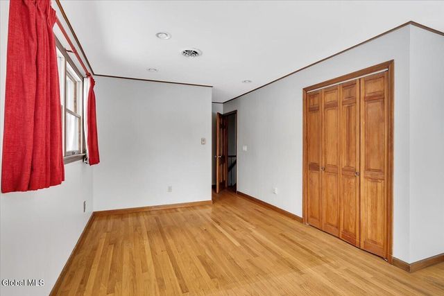 84 Climer Circle, Sand Lake, NY 12196