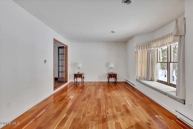 84 Climer Circle, Sand Lake, NY 12196