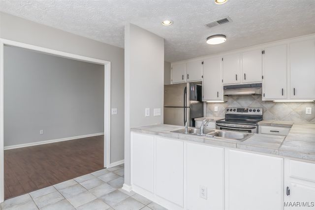 4023 Ware Hill Drive, Montgomery, AL 36109