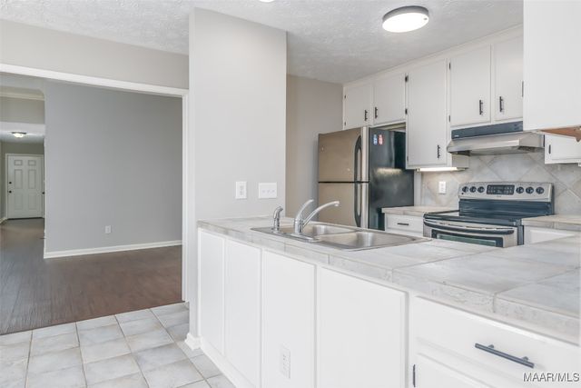 4023 Ware Hill Drive, Montgomery, AL 36109