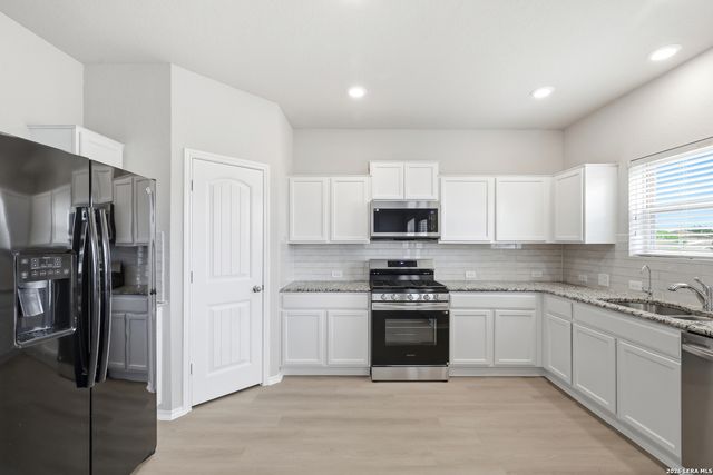 9704 Marbach Pass, San Antonio, TX 78245