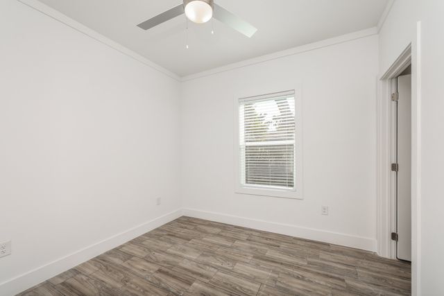 3733 Vineyard Drive, Dallas, TX 75212