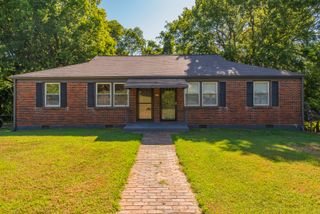 241B Blue Hills Dr, Nashville, TN 37214
