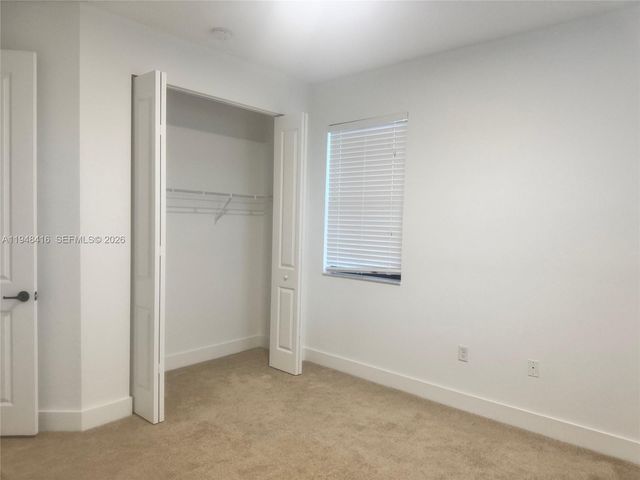 3209 W 98th Pl, Hialeah, FL 33018