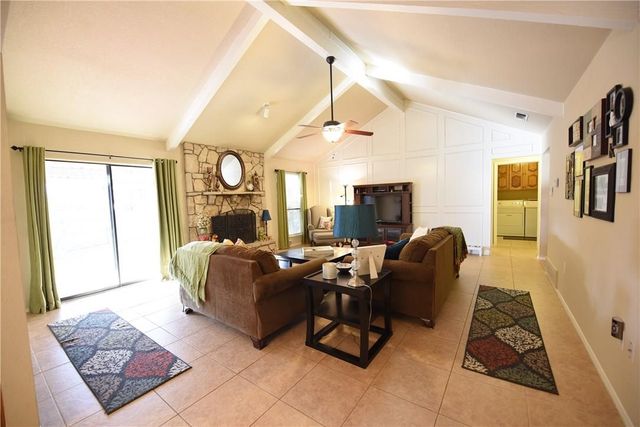 3405 Primrose Lane, Bedford, TX 76021