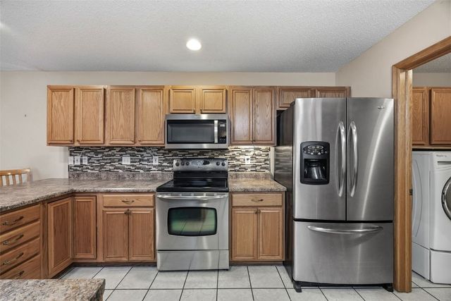 1241 74th Street NE NE, Cedar Rapids, IA 52402