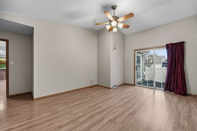 1241 74th Street NE NE, Cedar Rapids, IA 52402