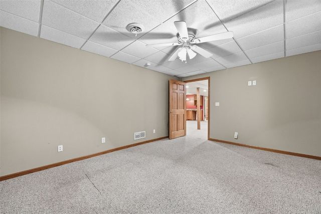 1241 74th Street NE NE, Cedar Rapids, IA 52402