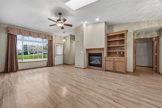 1241 74th Street NE NE, Cedar Rapids, IA 52402