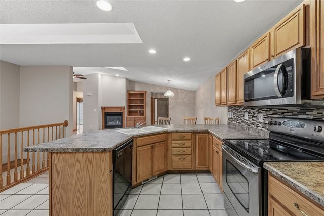 1241 74th Street NE NE, Cedar Rapids, IA 52402