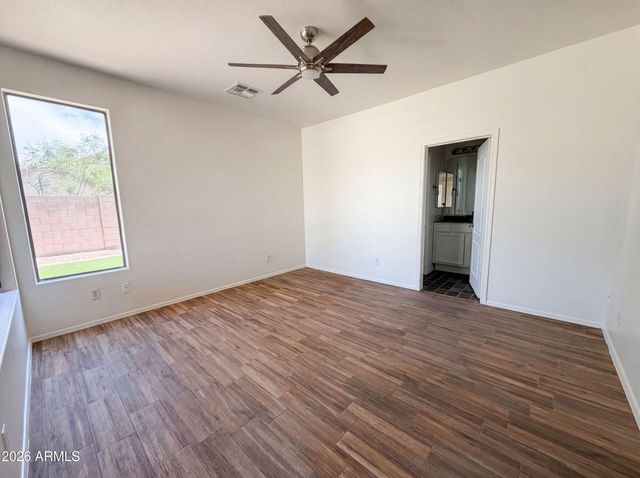 3421 E DENNISPORT Avenue, Gilbert, AZ 85295