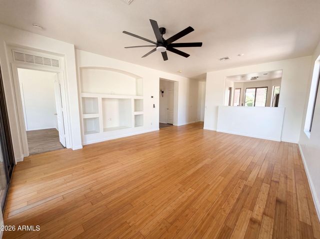 3421 E DENNISPORT Avenue, Gilbert, AZ 85295
