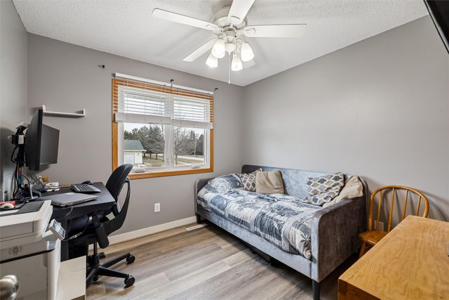 600 Hickory Court, Dallas Center, IA 50063