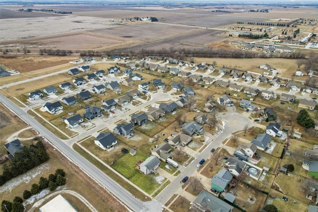 600 Hickory Court, Dallas Center, IA 50063