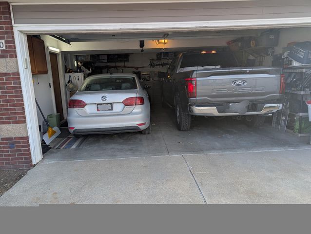 600 Hickory Court, Dallas Center, IA 50063