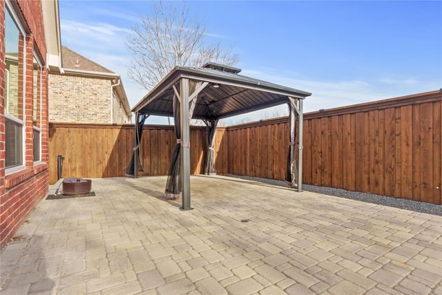 2317 Creek Ridge Drive, Mckinney, TX 75072