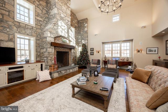 2230 CREEK RD, Glenmoore, PA 19343