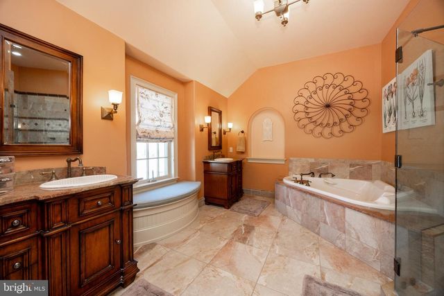 2230 CREEK RD, Glenmoore, PA 19343