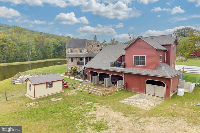 2230 CREEK RD, Glenmoore, PA 19343