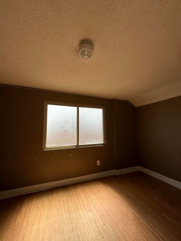 23147 Donald Avenue, Eastpointe City, MI 48021