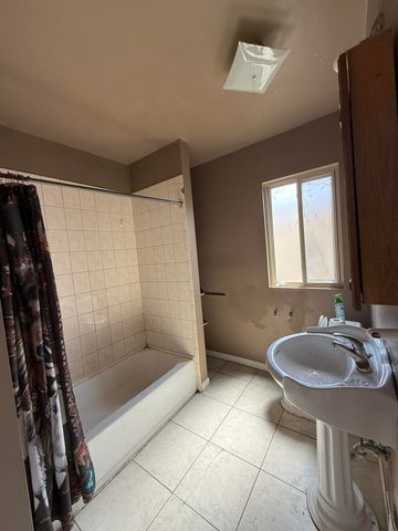 23147 Donald Avenue, Eastpointe City, MI 48021