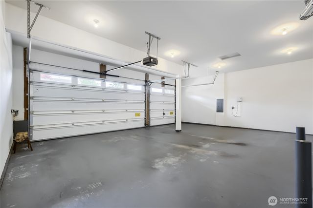 4613 NE 2nd Street, Renton, WA 98059