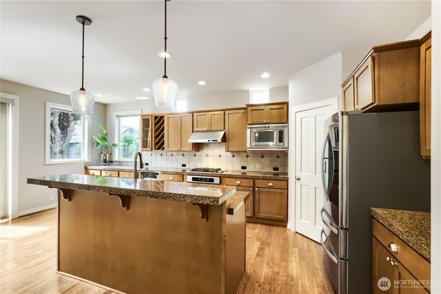 4613 NE 2nd Street, Renton, WA 98059