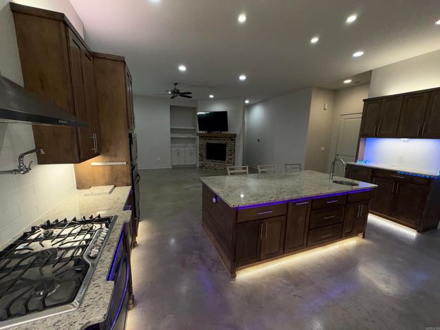 110 Shady Thicket Lane, Little Rock, AR 72204