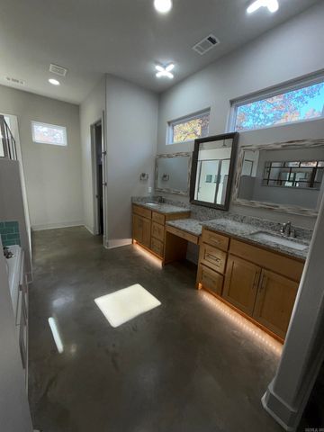 110 Shady Thicket Lane, Little Rock, AR 72204