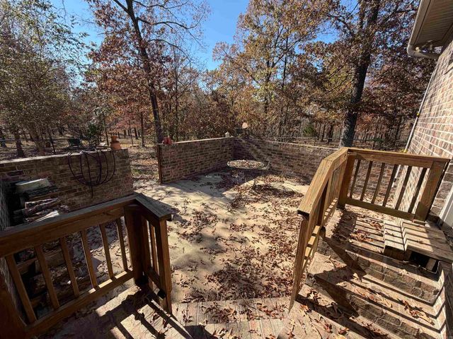 110 Shady Thicket Lane, Little Rock, AR 72204